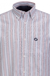 Camisa de riscas